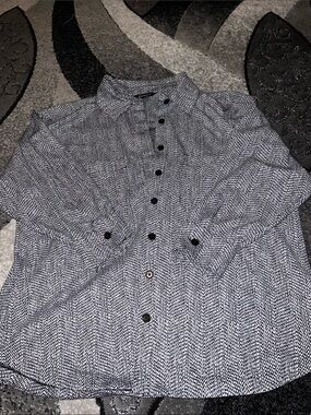 Athleta Black & White Textured Button Shirt
